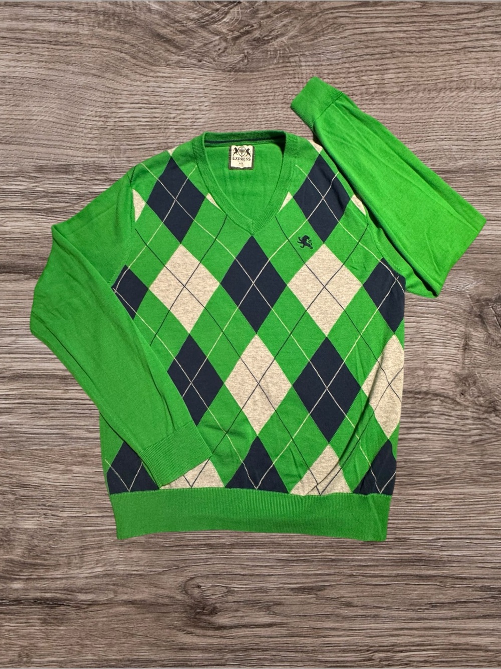 Argyle Modern Preppy V-Neck Sweater